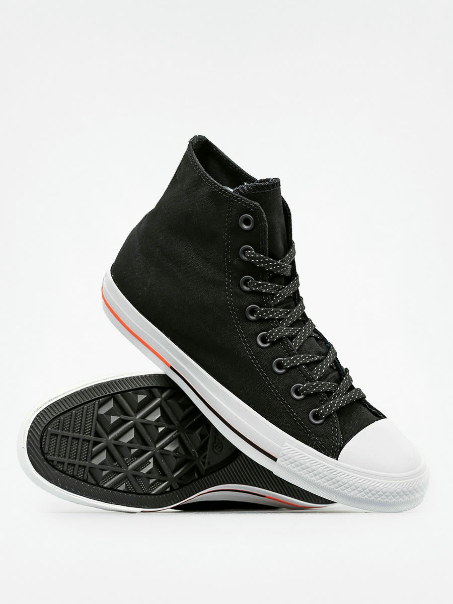 Converse Chuck Taylor All Star – Timeless Black with a Modern Twist